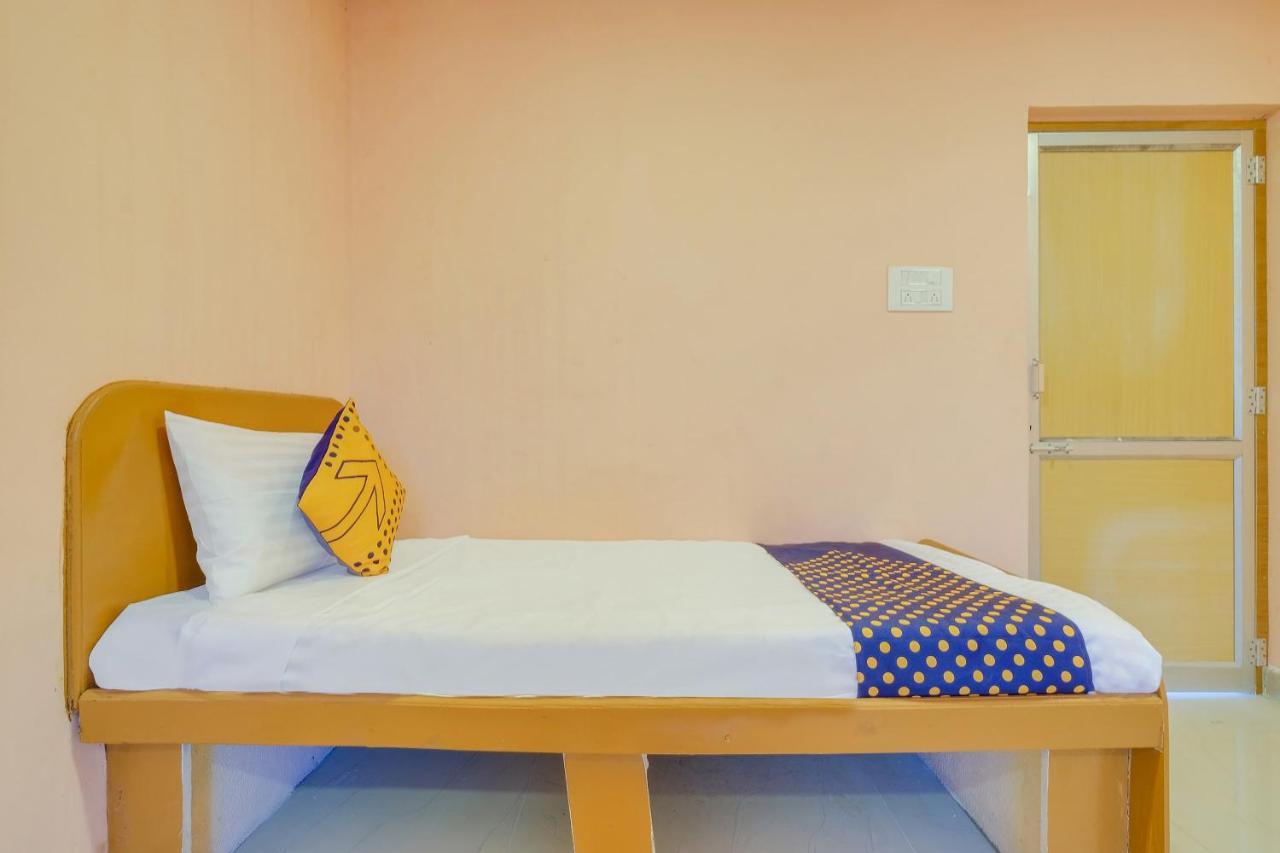 Spot On 64778 Msr Convention Hall Hotel Тирупати Екстериор снимка